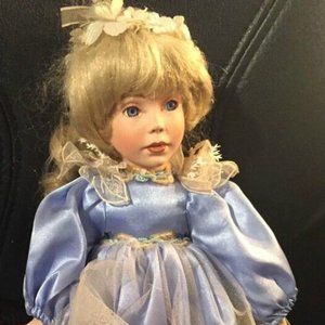 ANGEL OF PEACE PORCELAIN DOLL PATRICIA ROSE PARADISE GALLERIES